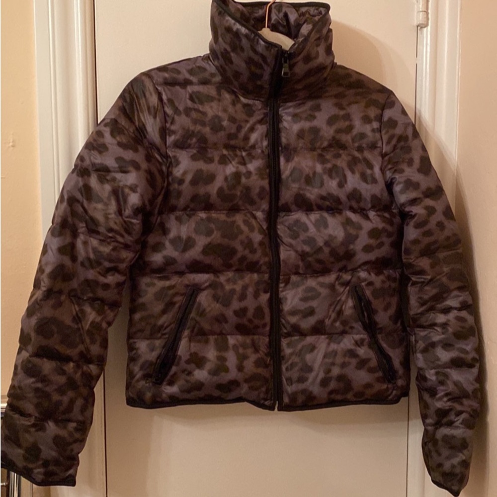 Moda International Women Leopard print Puffer Down Jacket XS